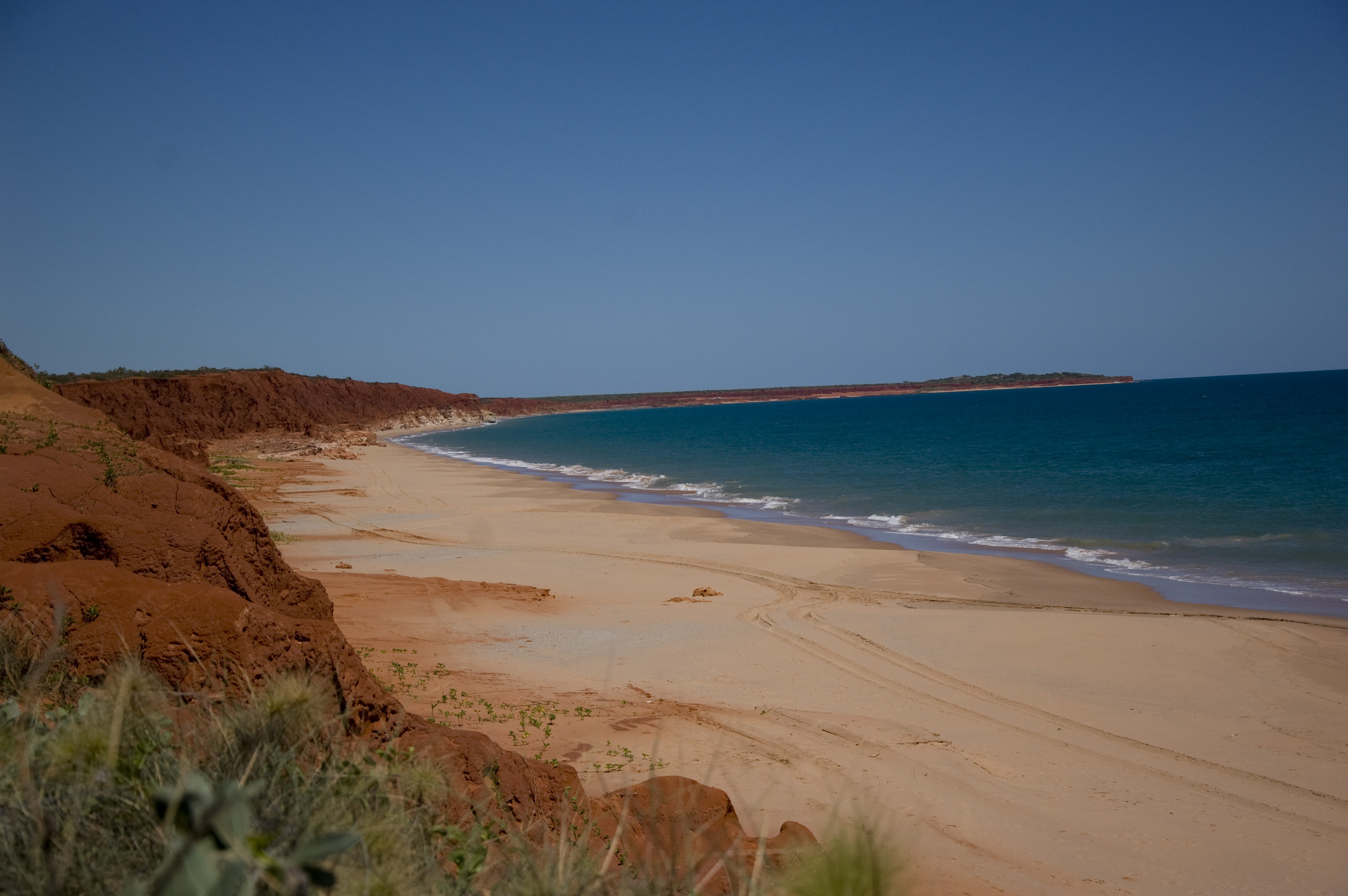 broome_shuttercal_2010-17